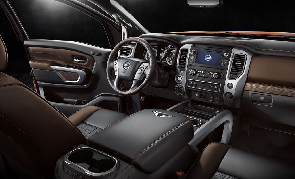 2016 Nissan Titan Interior Dashboard