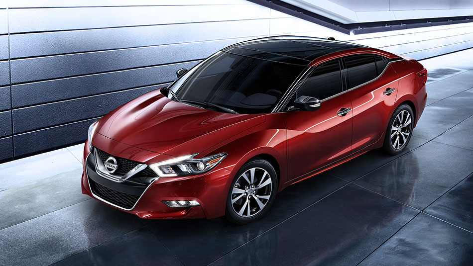 2017-nissan-maxima-exterior-side-view